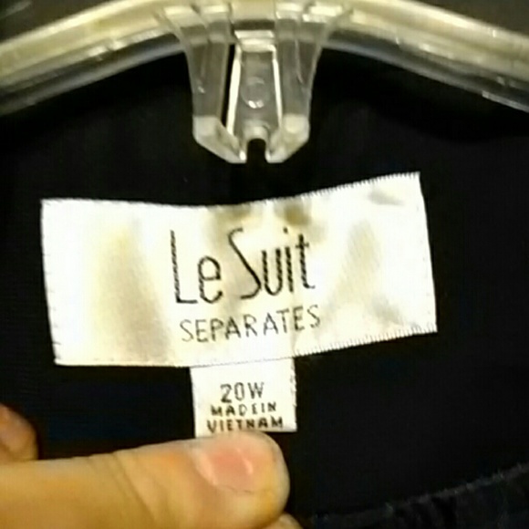 We Suit Separates women's 2 piece skirt suit - Picture 3 of 3